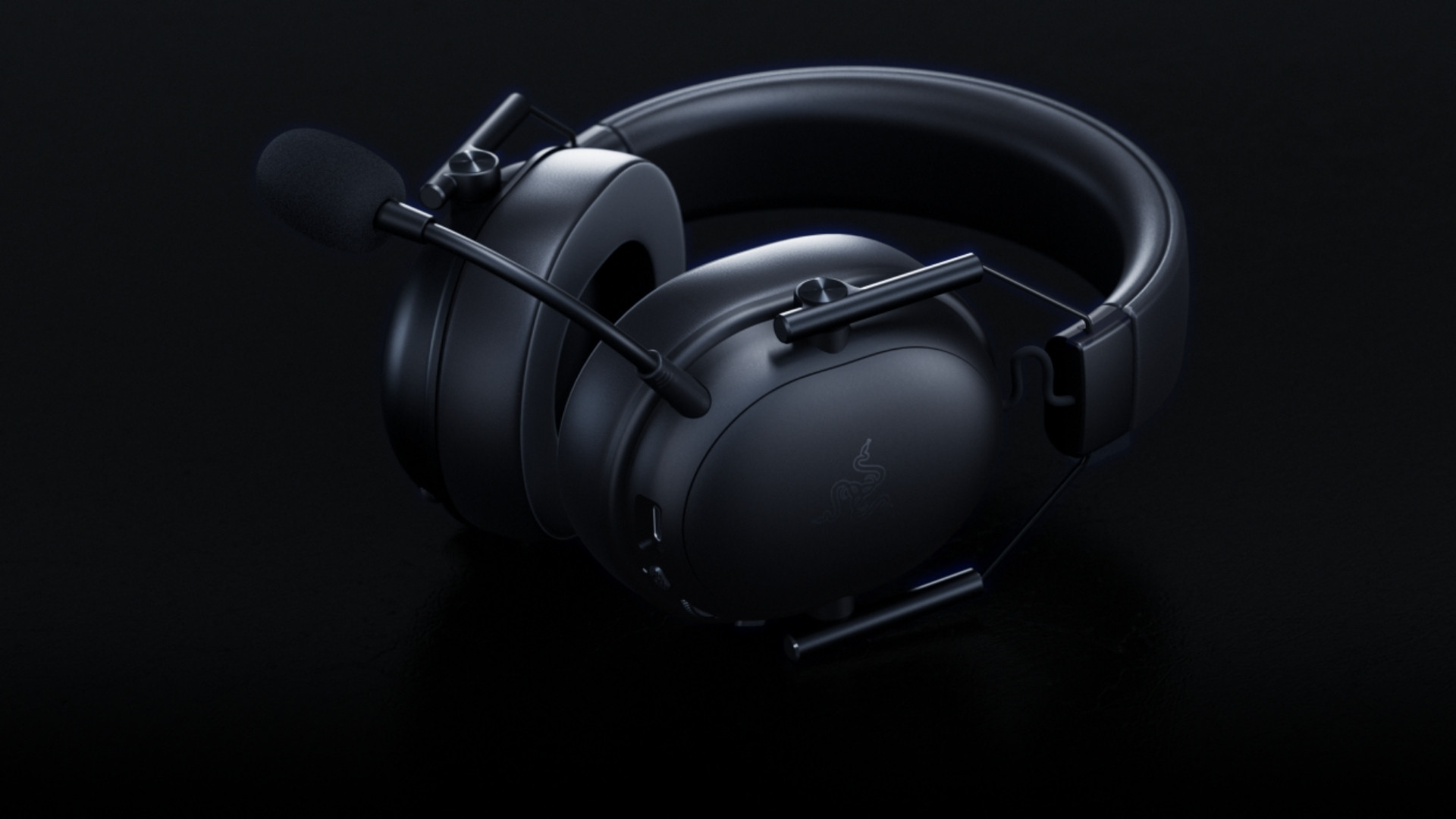 Tai nghe Gaming Razer BlackShark V3 X HyperSpeed - Thiết kế over-ear nhẹ và hiện đại
