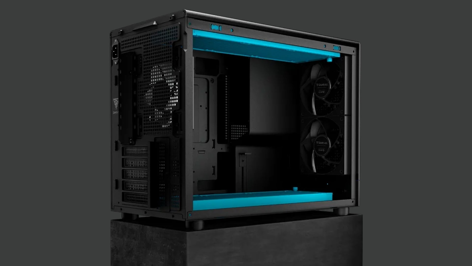 Case Gamdias Athena M4M Đen– Không gian lắp đặt linh kiện rộng rãi