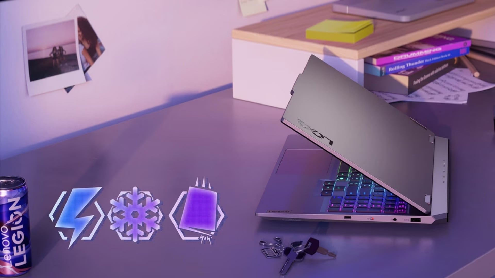 Laptop gaming Lenovo LOQ 15IRX10 - Thiết kế thực dụng, chắc chắn