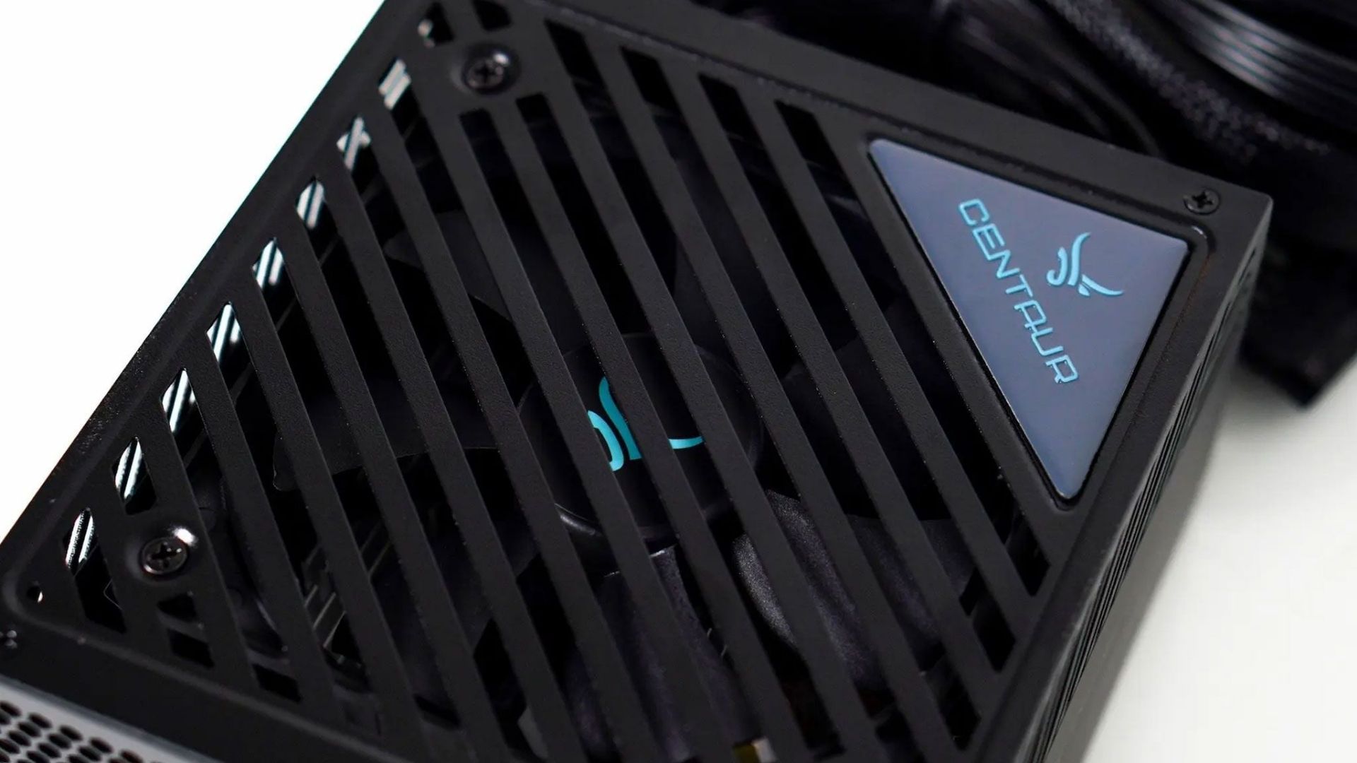 Nguồn Centaur 650W 80 Plus – Công nghệ DC-to-DC – Tối ưu điện áp