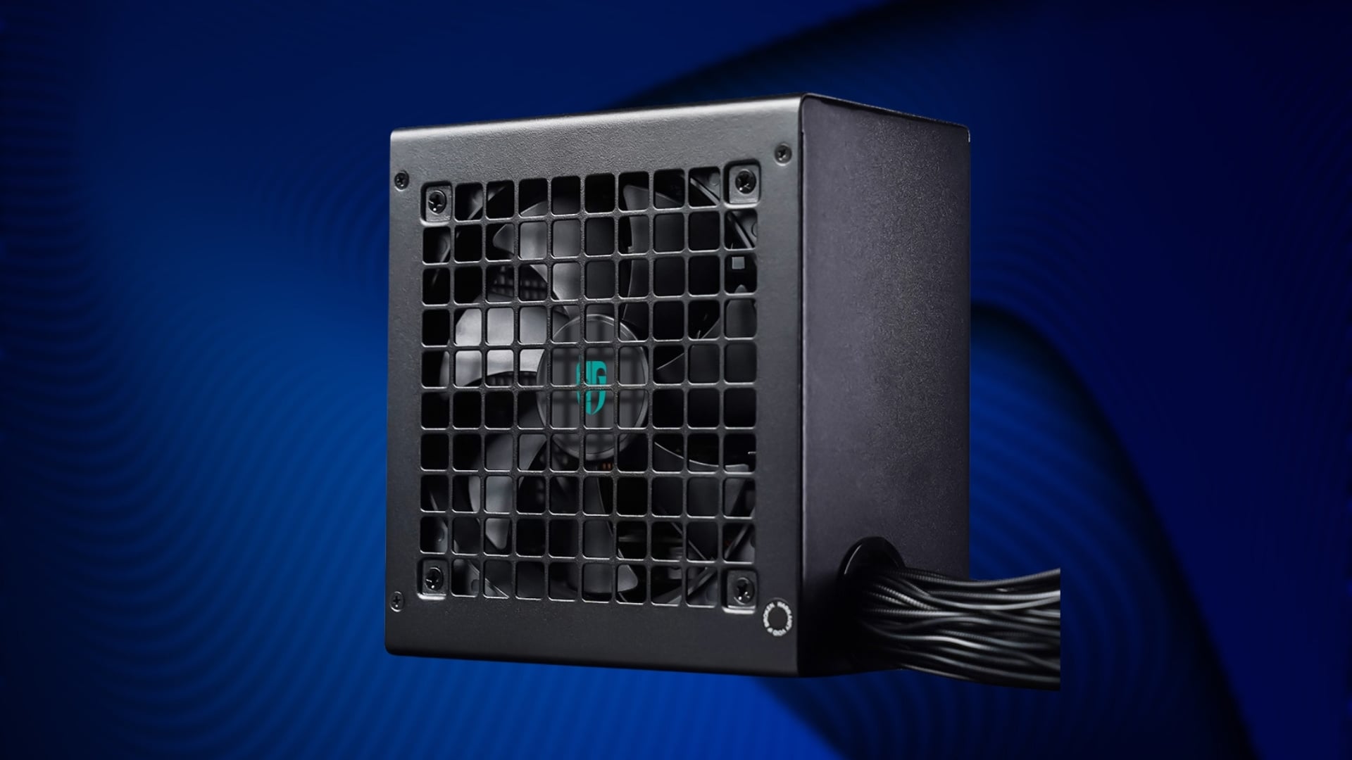 Nguồn Deepcool PN750D 750W 80 Plus Gold – Giải pháp năng lượng ổn định cho PC hiệu năng cao