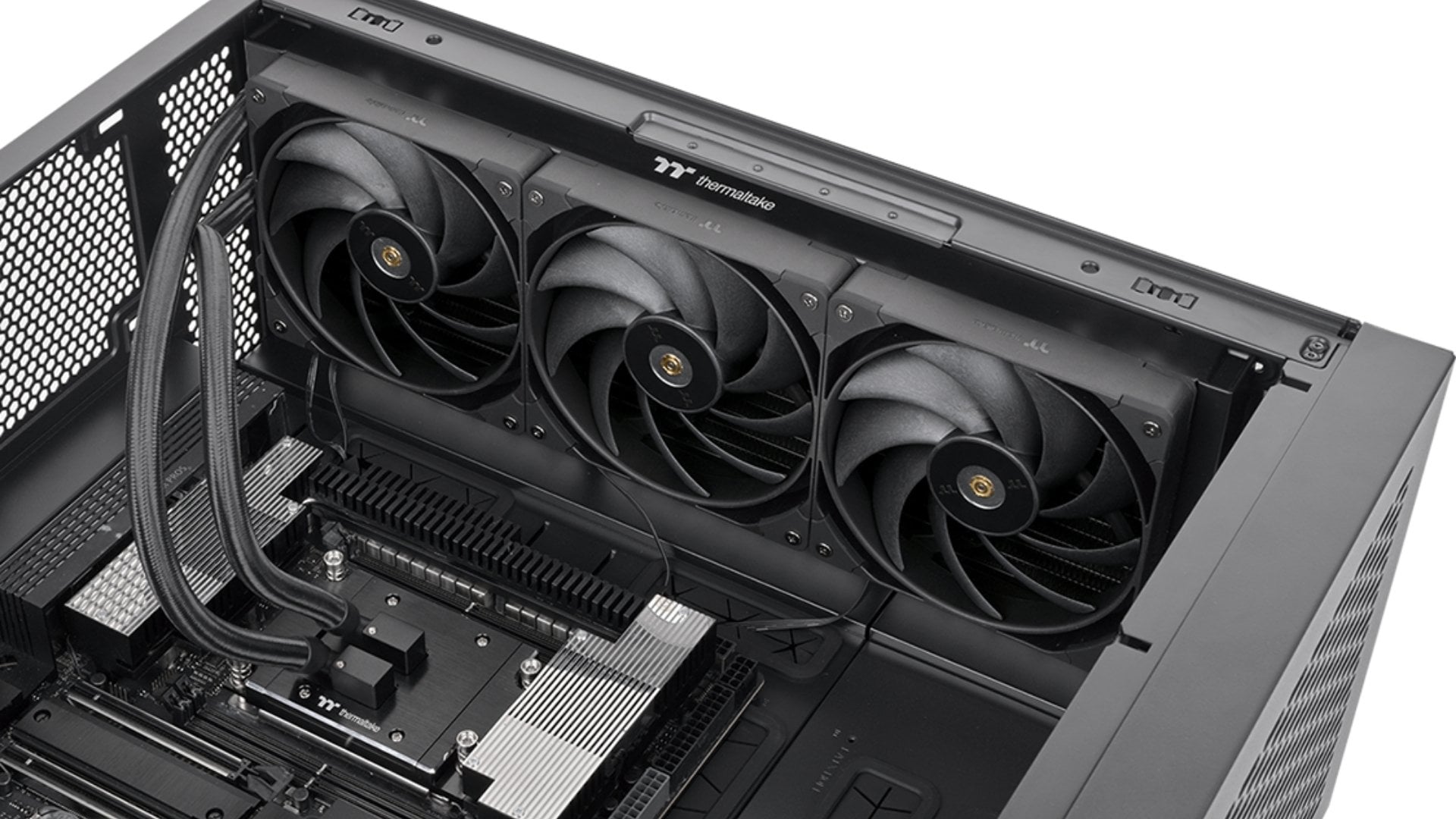 Tản nhiệt nước Thermaltake AW420 Fan140 - Bộ ba quạt TOUGHFAN 14 Pro hiệu suất vượt trội