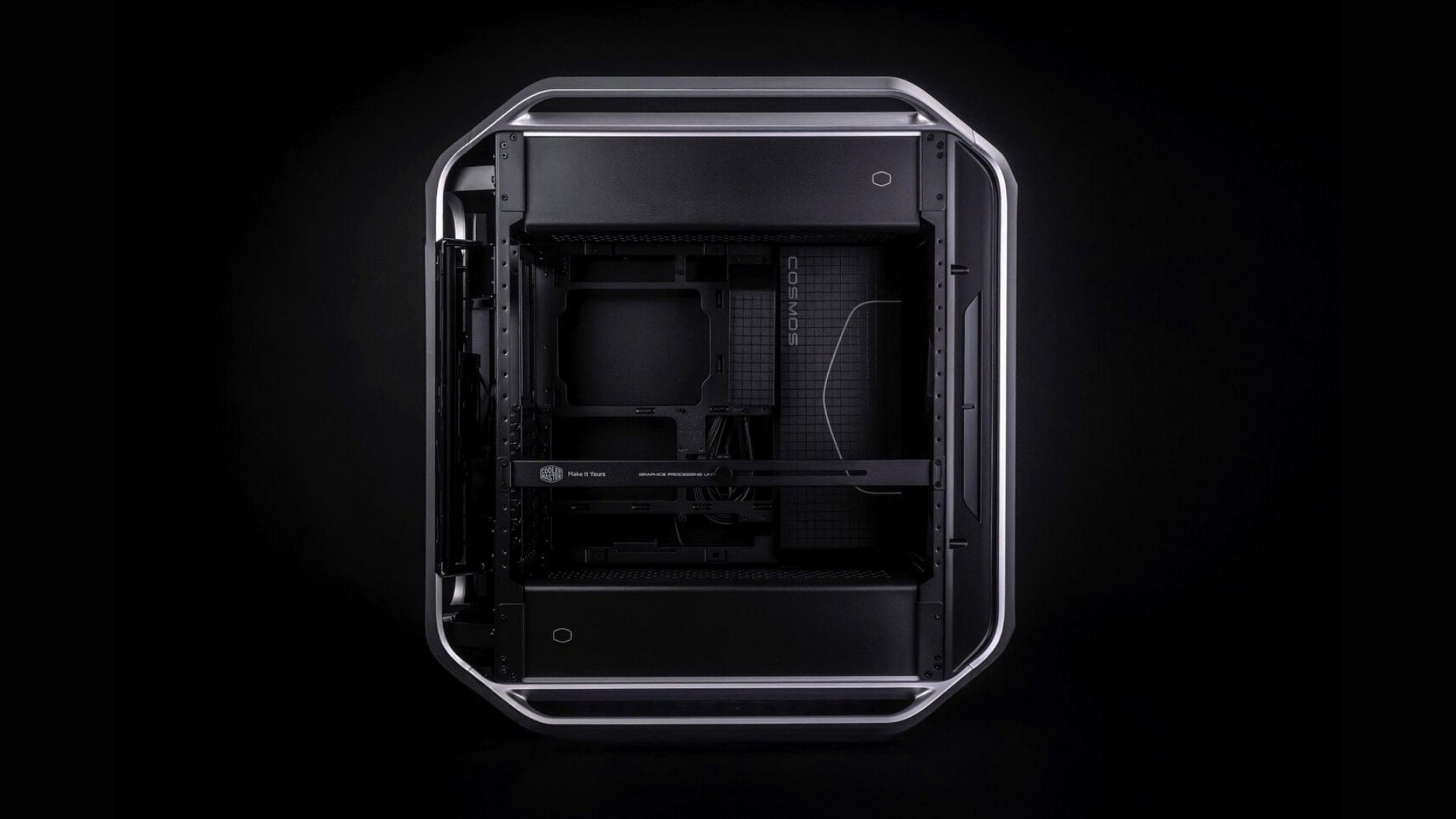 Case Cooler Master Cosmos Alpha Đen - Không gian nội thất cực lớn