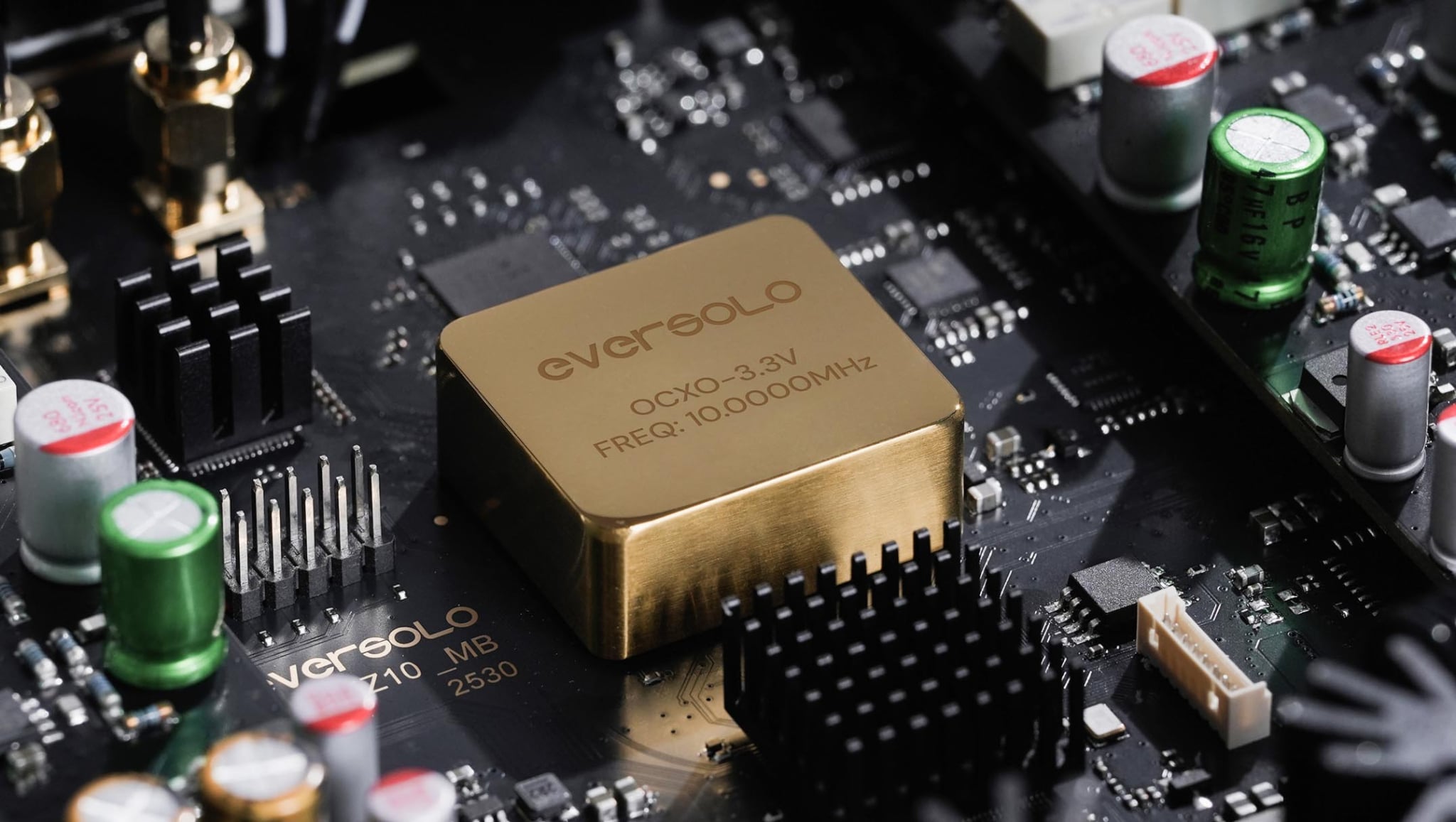 Kiến trúc clock OCXO PLL FPGA DAC-Z10