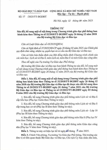 Thông tư sửa đổi, bổ sung một số nội dung trong Chương trình giáo dục phổ thông (ban hành kèm theo Thông tư số 32/2018/TT-BGDĐT ngày 26 tháng 12 năm 2018 của Bộ trưởng Bộ Giáo dục và Đào tạo)