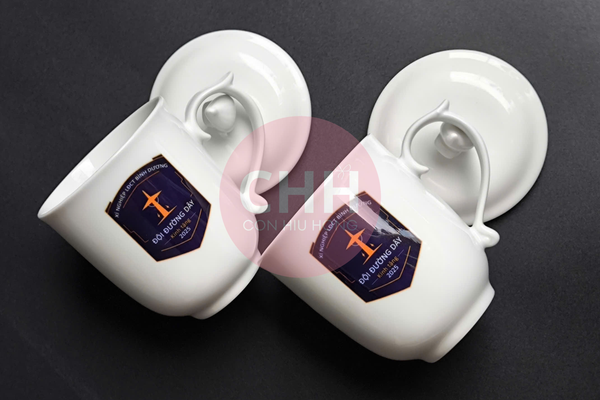 In Ly Sứ Logo Công Ty Số Lượng Ít: Đặt Từ 1 Cái Có Đẹp Không, Cần Chuẩn Bị Gì?