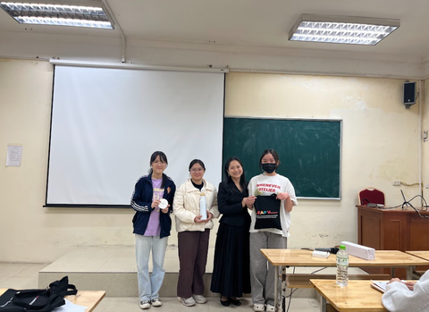 LEAP Vietnam gặp gỡ sinh viên Học viện Ngân hàng – Cập nhật xu hướng Du học Pháp bằng tiếng Anh