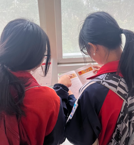 LEAP Vietnam cùng THPT Hòn Gai | Chắp cánh ước mơ du học Pháp bằng tiếng Anh cho học sinh Quảng Ninh