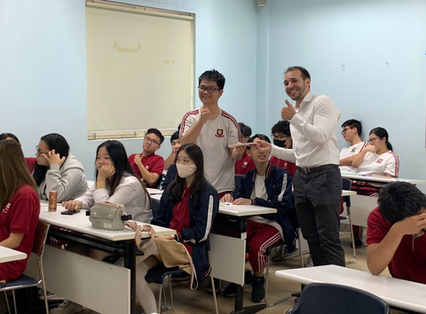 Du học Pháp bằng tiếng Anh – HES và LEAP Vietnam | Chắp cánh khát vọng vươn xa cho học sinh TP.HCM