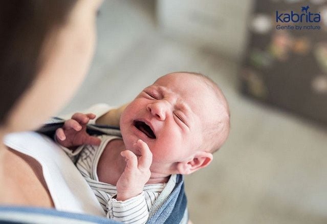 Khóc dạ đề ở trẻ sơ sinh: 10 Cách trị khóc dạ đề hiệu quả cần biết