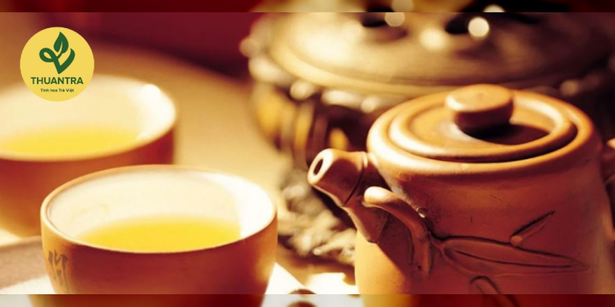 Ấm tử sa: Hành trình từ đất sét quý đến tách trà thơm