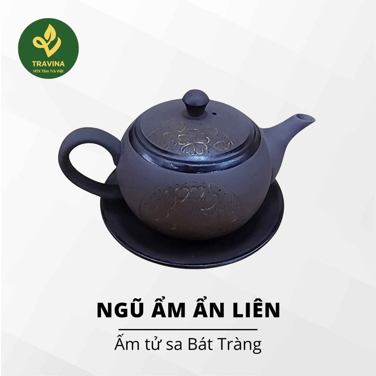Nhìn gần thân ấm tử sa Bát Tràng - bề mặt nhám mịn, không tráng men