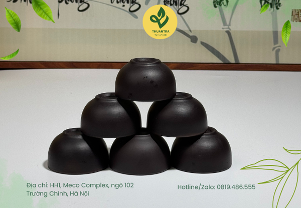 Ấm Tử Sa Bát Tràng Khắc Hình Trúc