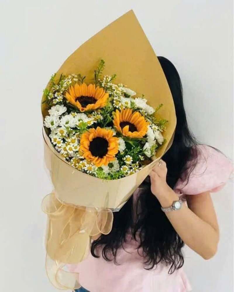 Hoa hướng dương tượng trưng cho niềm vui, hạnh phúc