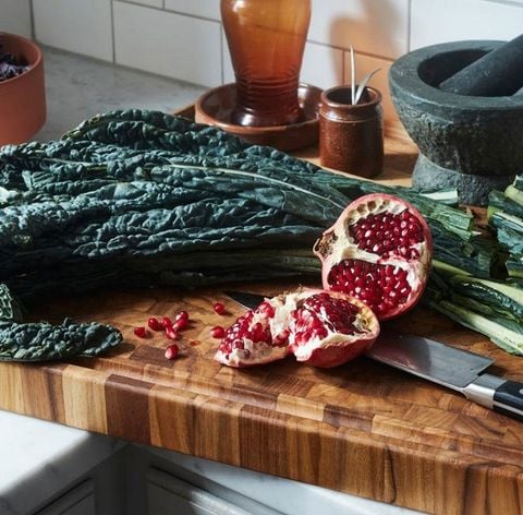 Vệ Sinh Và Bảo Quản Thớt Gỗ Bằng Các Nguyên Liệu Tự Nhiên