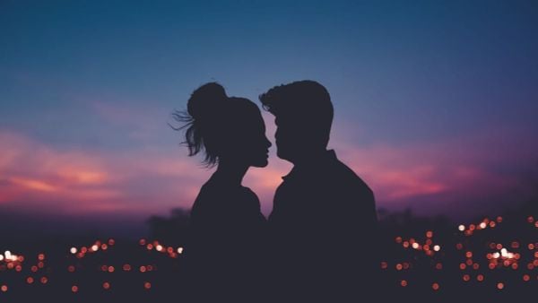 Tình Duyên Của Người Tuổi Dậu Năm 2026