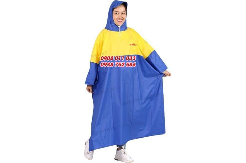 Vì sao Doanh nghiệp nên chọn Quà tặng Áo mưa in logo cho Khách hàng trong mùa mưa bão?