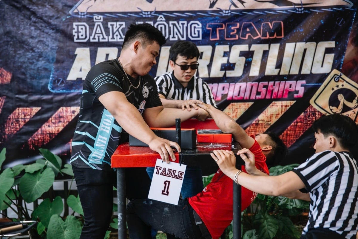 [VOV2] - Khởi tranh Giải vô địch vật tay và Giải vô địch cử tạ Việt Nam – Strength 2025