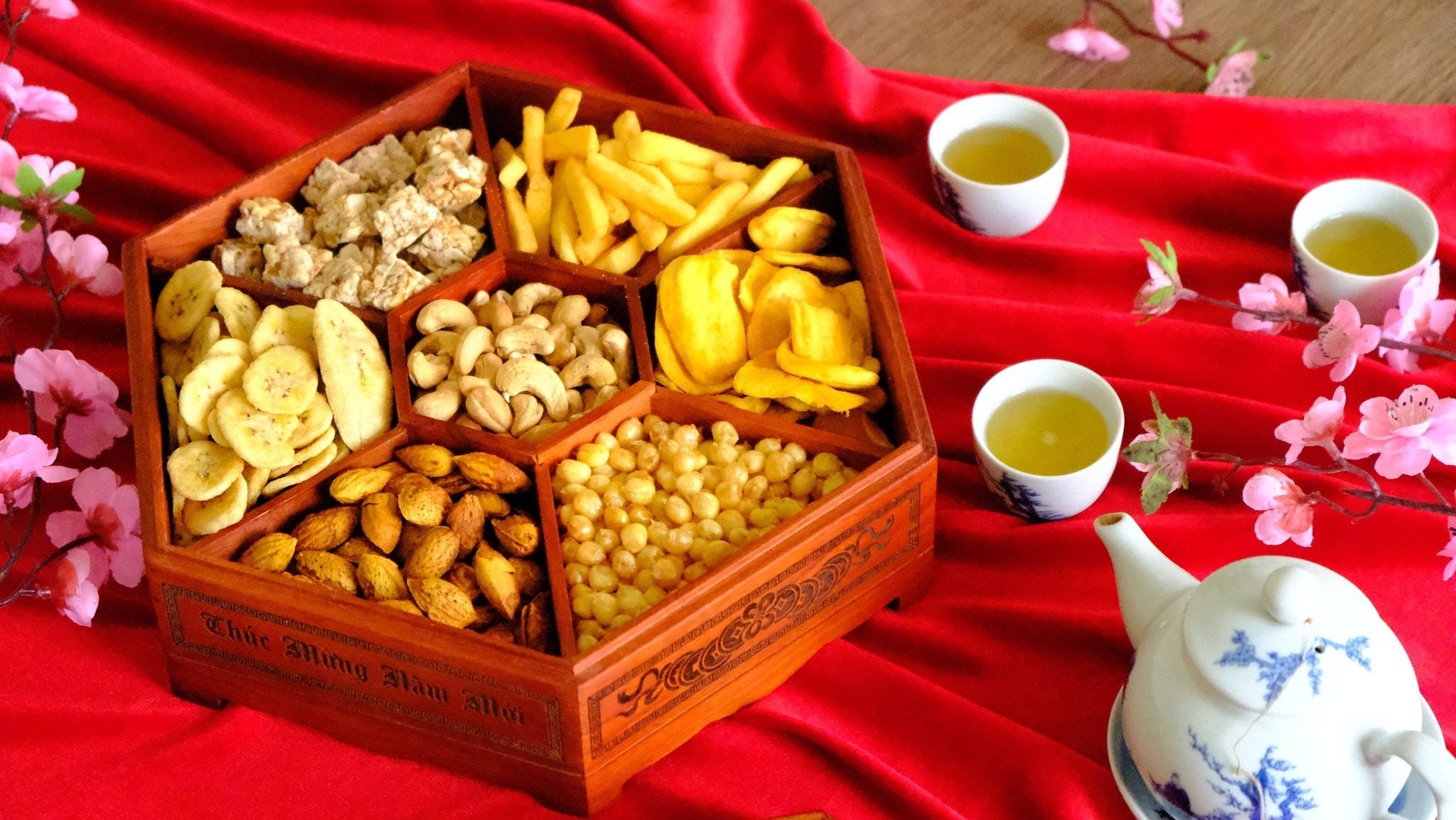 XU HƯỚNG TIÊU DÙNG TẾT HIỆN ĐẠI – KHI NGƯỜI TIÊU DÙNG CHỌN NÔNG SẢN, TRÁI CÂY SẤY THAY BÁNH KẸO TRUYỀN THỐNG