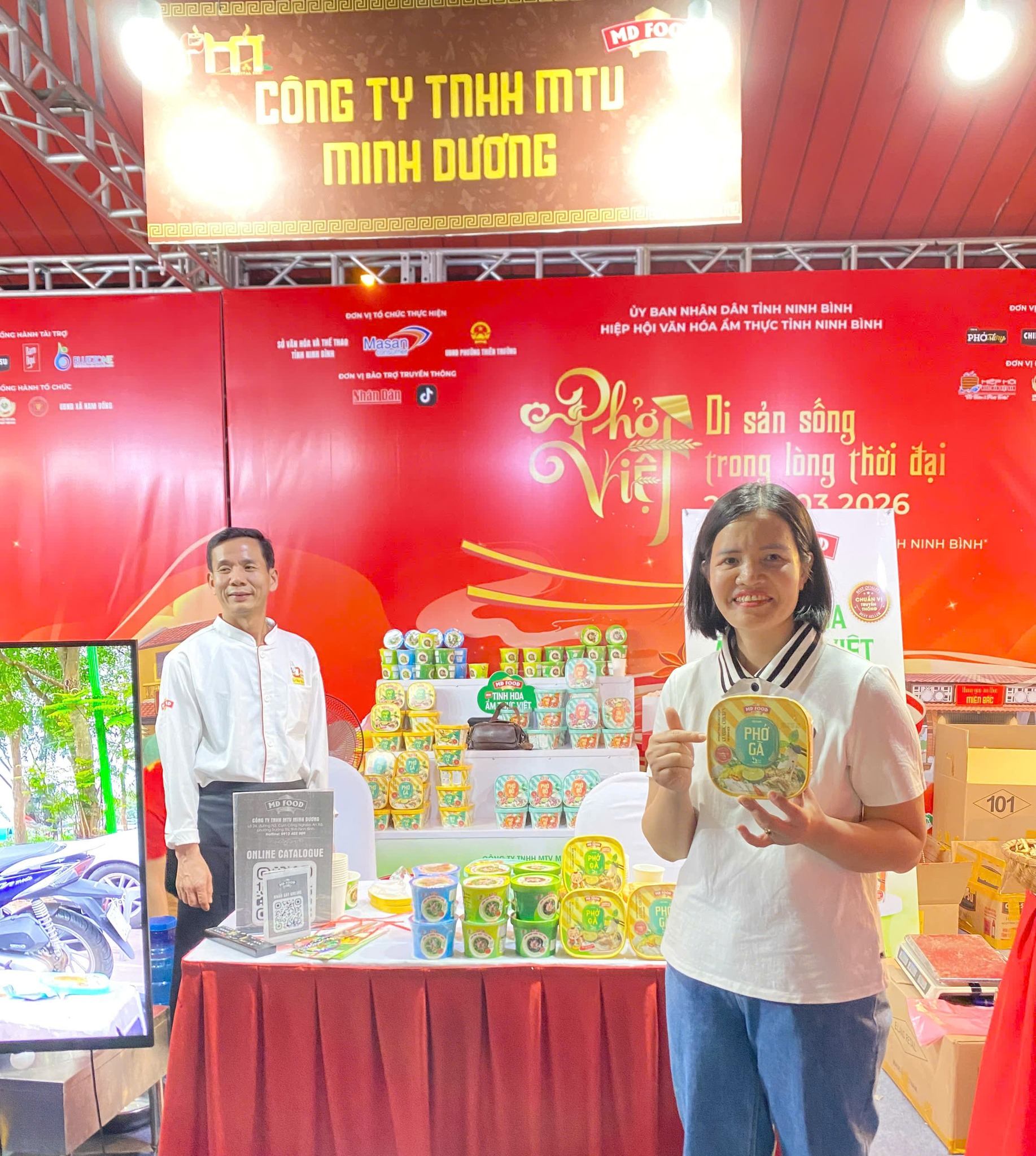 Không khí sôi động tại gian hàng MDFOOD trong Festival Phở 2026