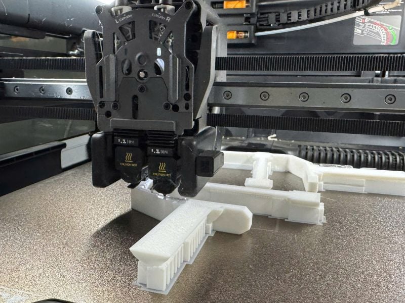 Máy in 3D FDM Bambu H2D CoreXY multi-material cho khách Vũng Tàu