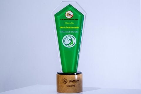 ROBOT lần thứ 2 liên tiếp được vinh danh Doanh nghiệp Xanh TP.HCM 2025