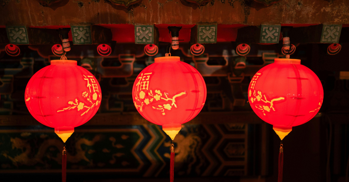 TẾT NGUYÊN TIÊU: Ý NGHĨA RẰM THÁNG GIÊNG VÀ CÁCH THANH LỌC KHÔNG GIAN ĐỂ ĐÓN VẬN MAY