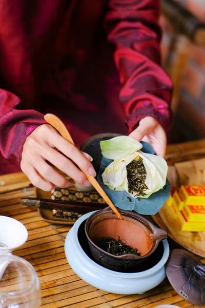 mùa sen nở ướp làm trà