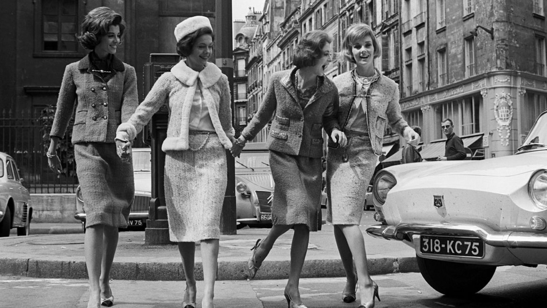 Vải Tweed Chanel: Dệt Nên Từ Một Mối Tình, Lưu Mãi Dấu Ấn Di Sản