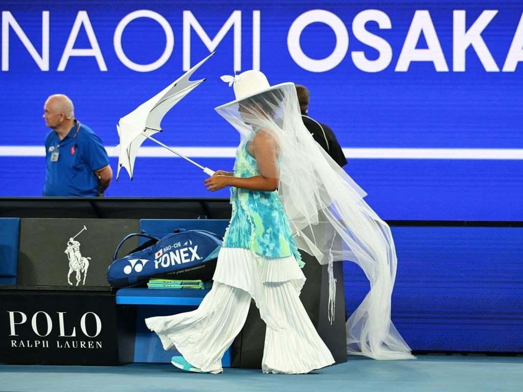 Naomi Osaka Biến Sân Đấu Thành Sàn Diễn Với Thiết Kế Nike x Robert Wun