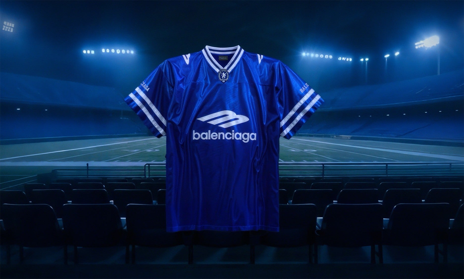 Balenciaga Football Series Và Cú Chuyển Mình Táo Bạo Trong Thời Trang Xuân 2026