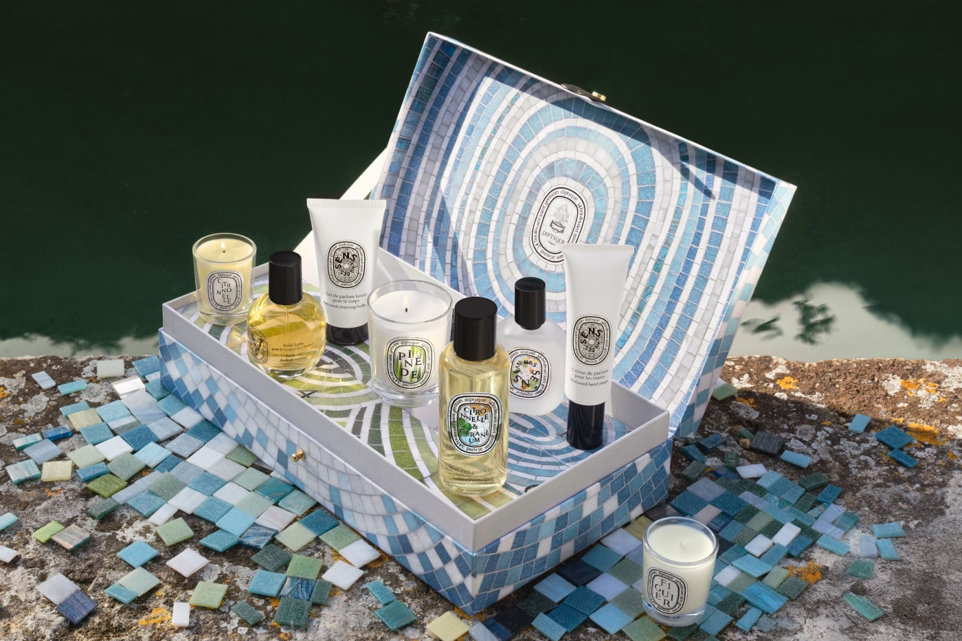 Diptyque Jardin des Eaux: Bản Tình Ca Đa Giác Quan Cho Mùa Viễn Du