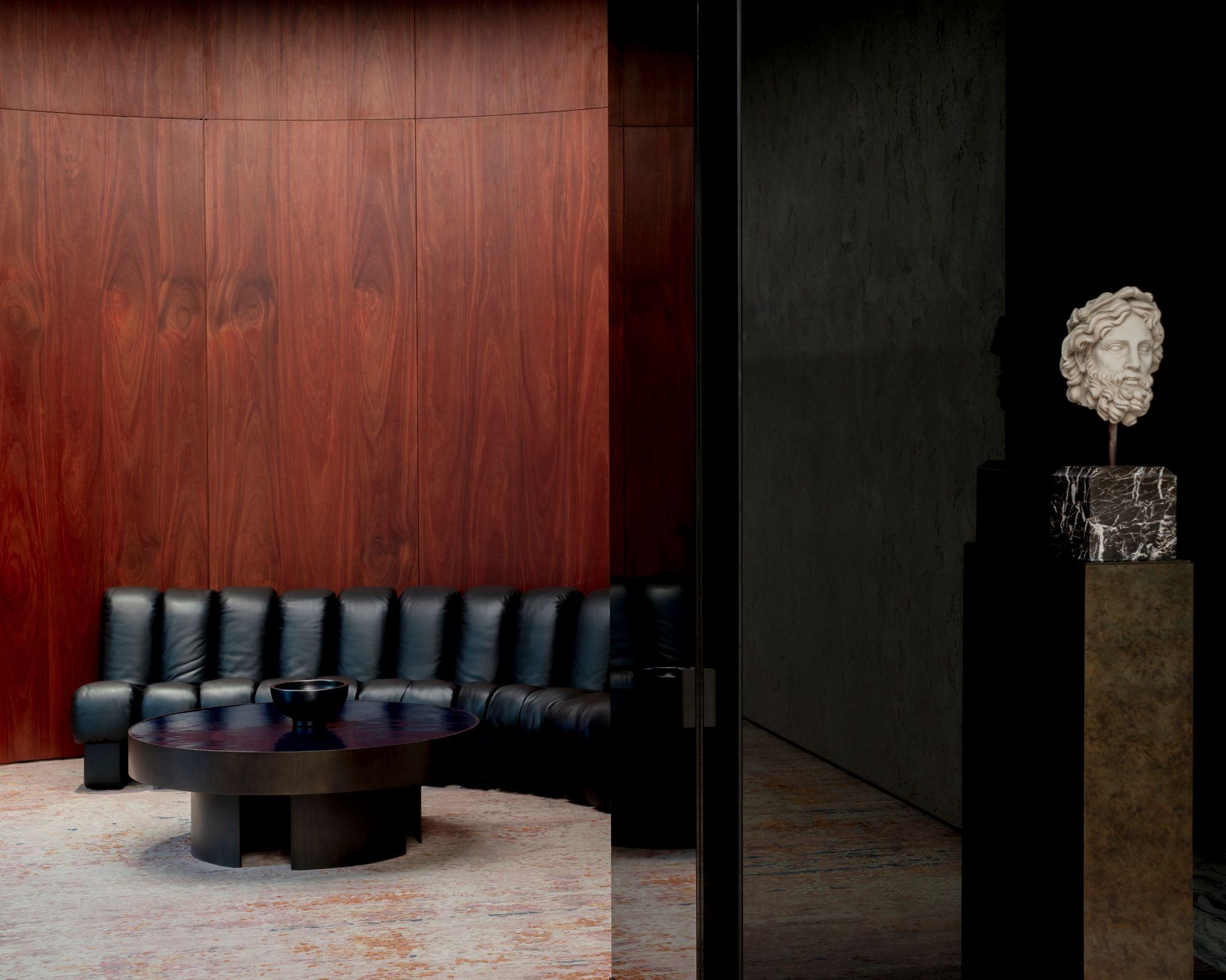 Saint Laurent Avenue Montaigne: Không Gian Mới Của Nghệ Thuật Và Thời Trang