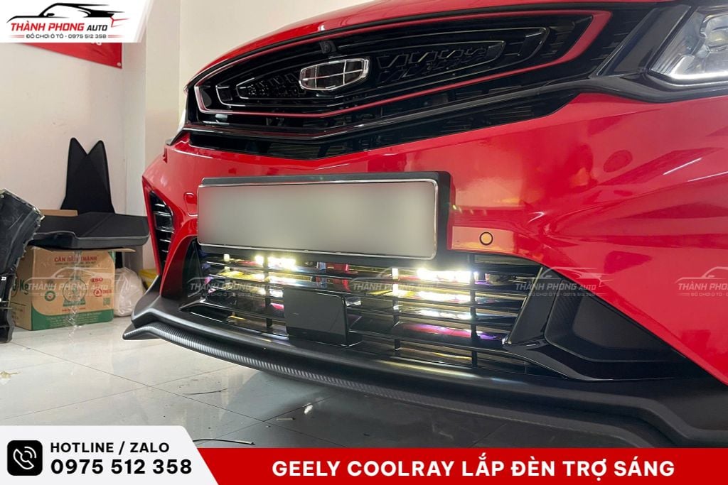 Geely Coolray lắp đèn trợ sáng Aozoom Ex3