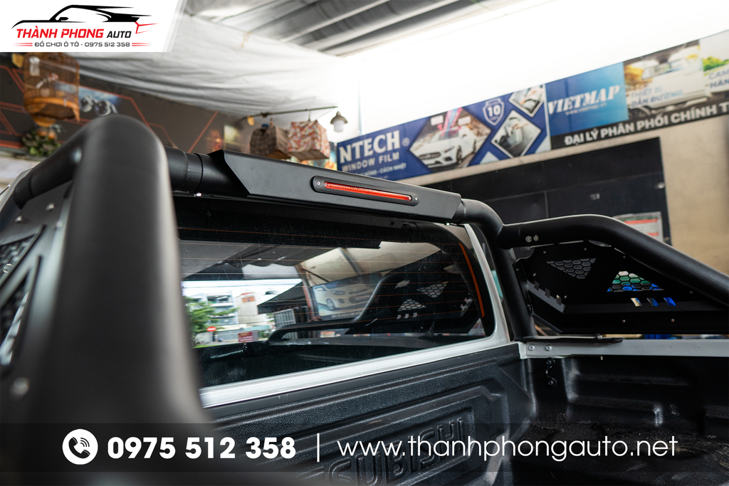 Mitsubishi Triton 2025 lắp thanh thể thao