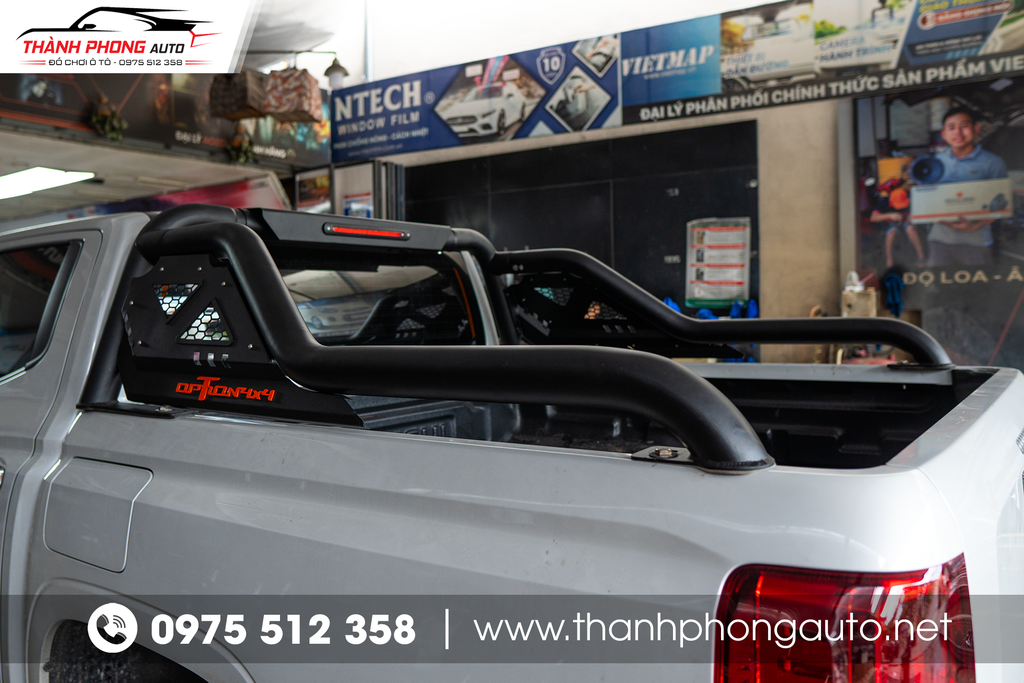 Mitsubishi Triton 2025 lắp thanh thể thao