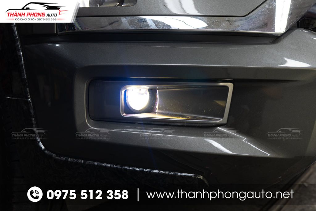 xpander cross 2026 độ bi gầm