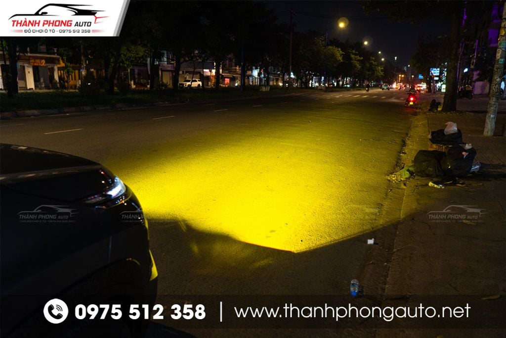 xpander cross 2026 độ bi gầm