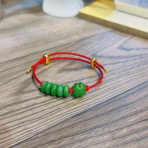 Lắc Tay Phong Thủy Giá Bao Nhiêu? Bảng Giá Theo Charm