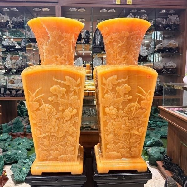 Lục Bình Ngọc Hoàng Long Dáng Vuông