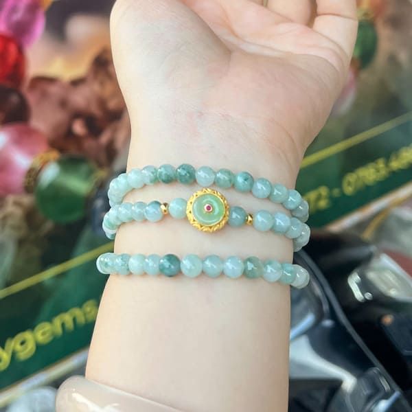 Vòng Ngọc Phỉ Thúy Hoa Bay Tuýp A Mix Charm Cuốn 3