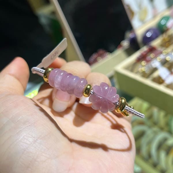 Vòng Tay Cỏ 4 Lá Mix Ngũ Điếu Thạch Anh Hồng Madagascar