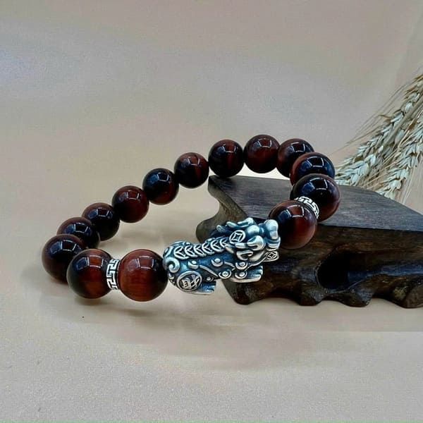 Vòng Tay Mắt Hổ Đỏ Nâu 12mm Mix Tỳ Hưu Bạc