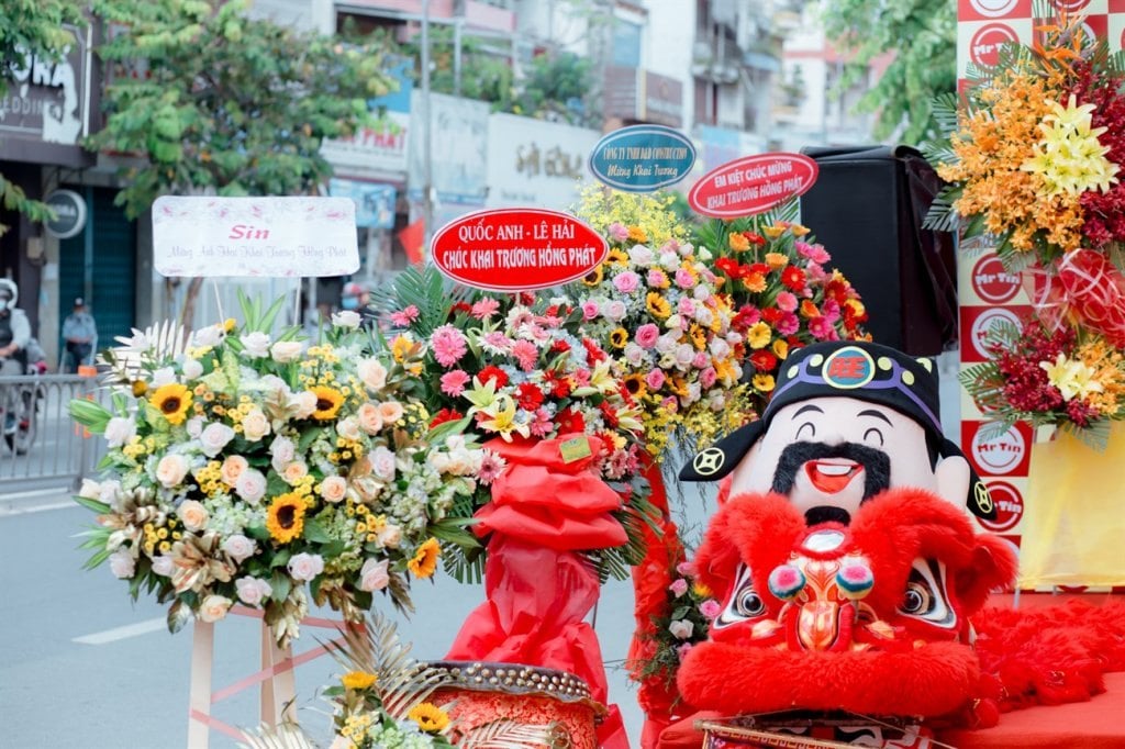 TOP 15 món quà tặng khai trương hồng phát và nhiều may mắn