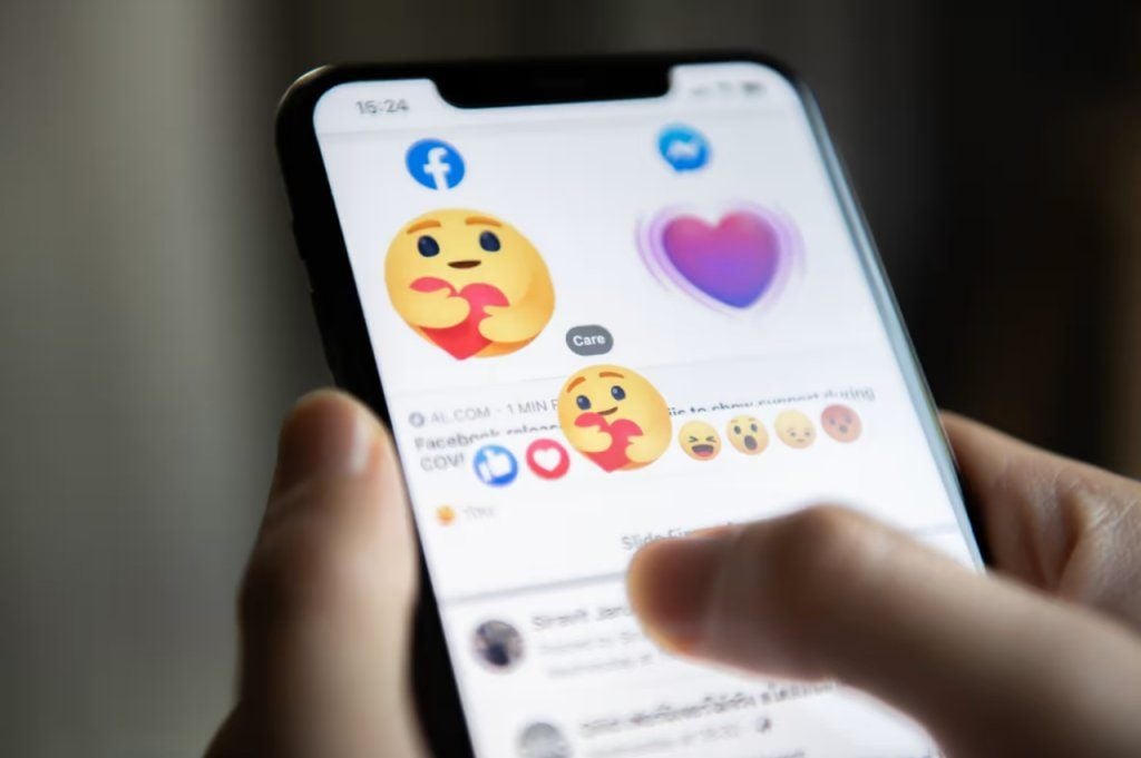 Tìm hiểu cách hủy theo dõi hàng loạt trên Facebook