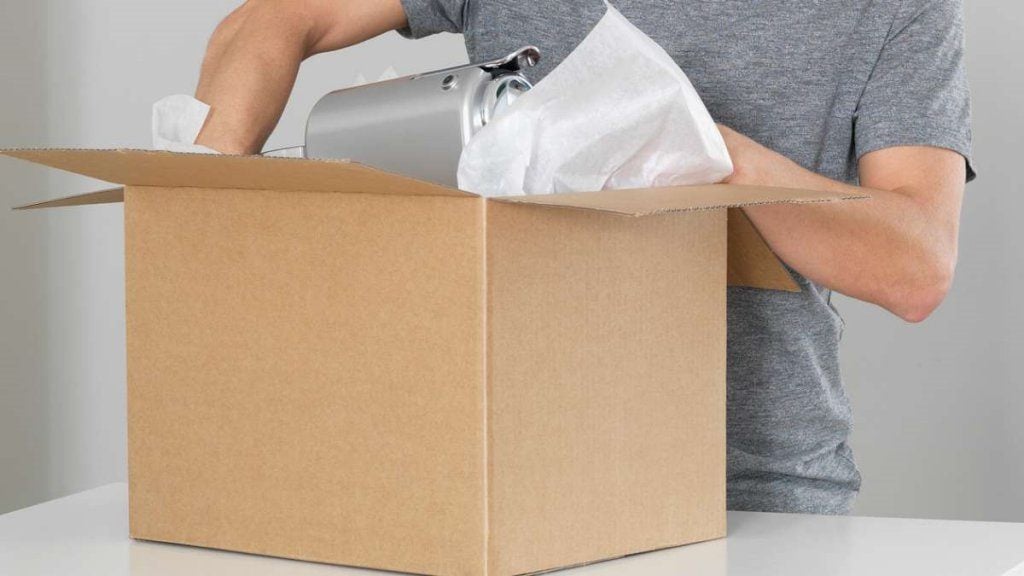 Kiểm tra và đóng gói đơn hàng hỏa tốc