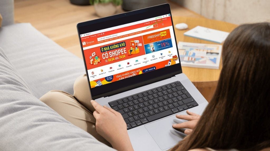 Tải ứng dụng Shopee về thiết bị