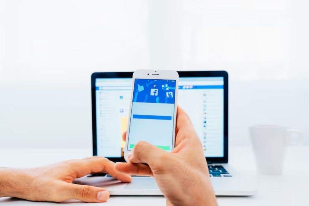 Phần mềm hỗ trợ đăng bài Facebook giúp shop quản lý nội dung