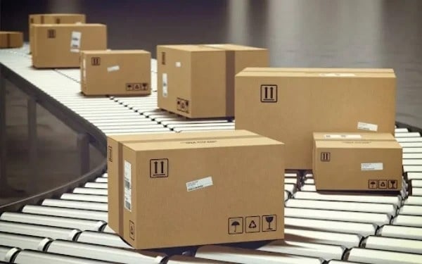 Kiểm tra mặt hàng cấm và đóng gói khi vận chuyển Trung Việt