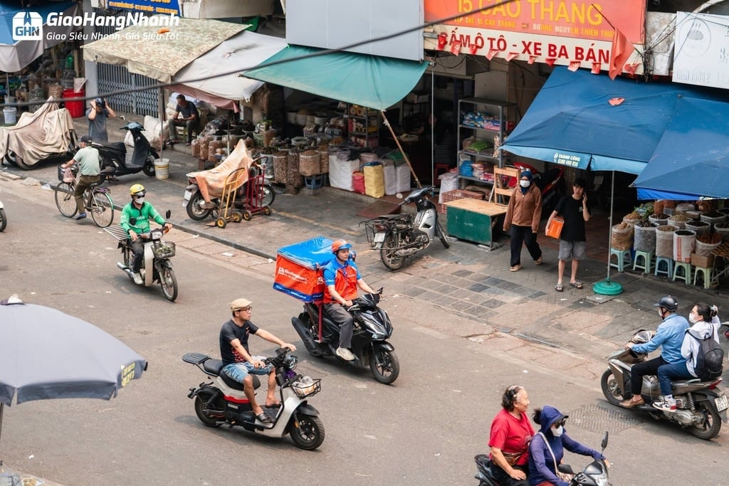 Giao Hàng Nhanh cùng shop thanh lý hàng tồn nhanh chóng